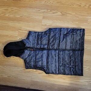 Puffer vest with sweatshirt hood